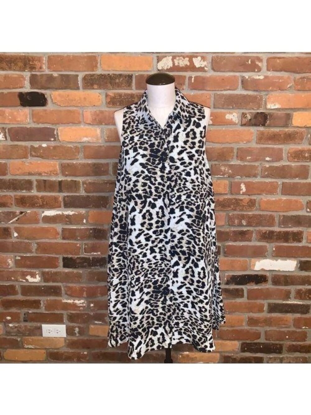 Adrianna Papell Animal Print Sleeveless Button Up Shift Dress Size 8